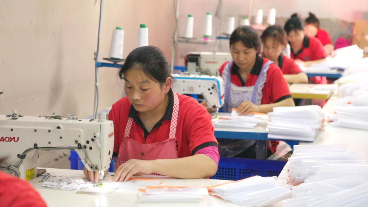 从舞台到车间 一位舞蹈生转型淘工厂厂长的青春创业记